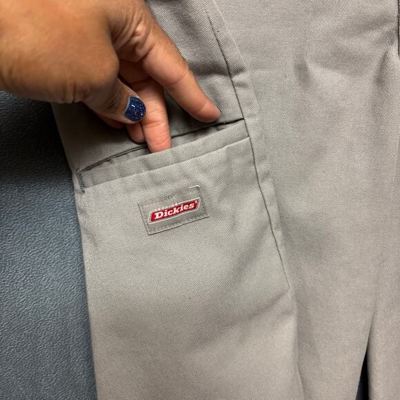 Dickies Men’s 38 Gray Work Shorts Vintage Carpenter Utility Loose Fit 13” Inseam - Picture 8 of 14